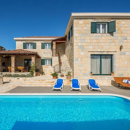 Cozy In With Wifi Holiday home