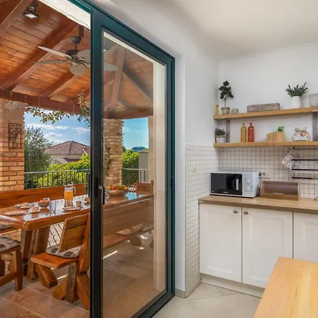 Holiday home Cozy In With Wifi